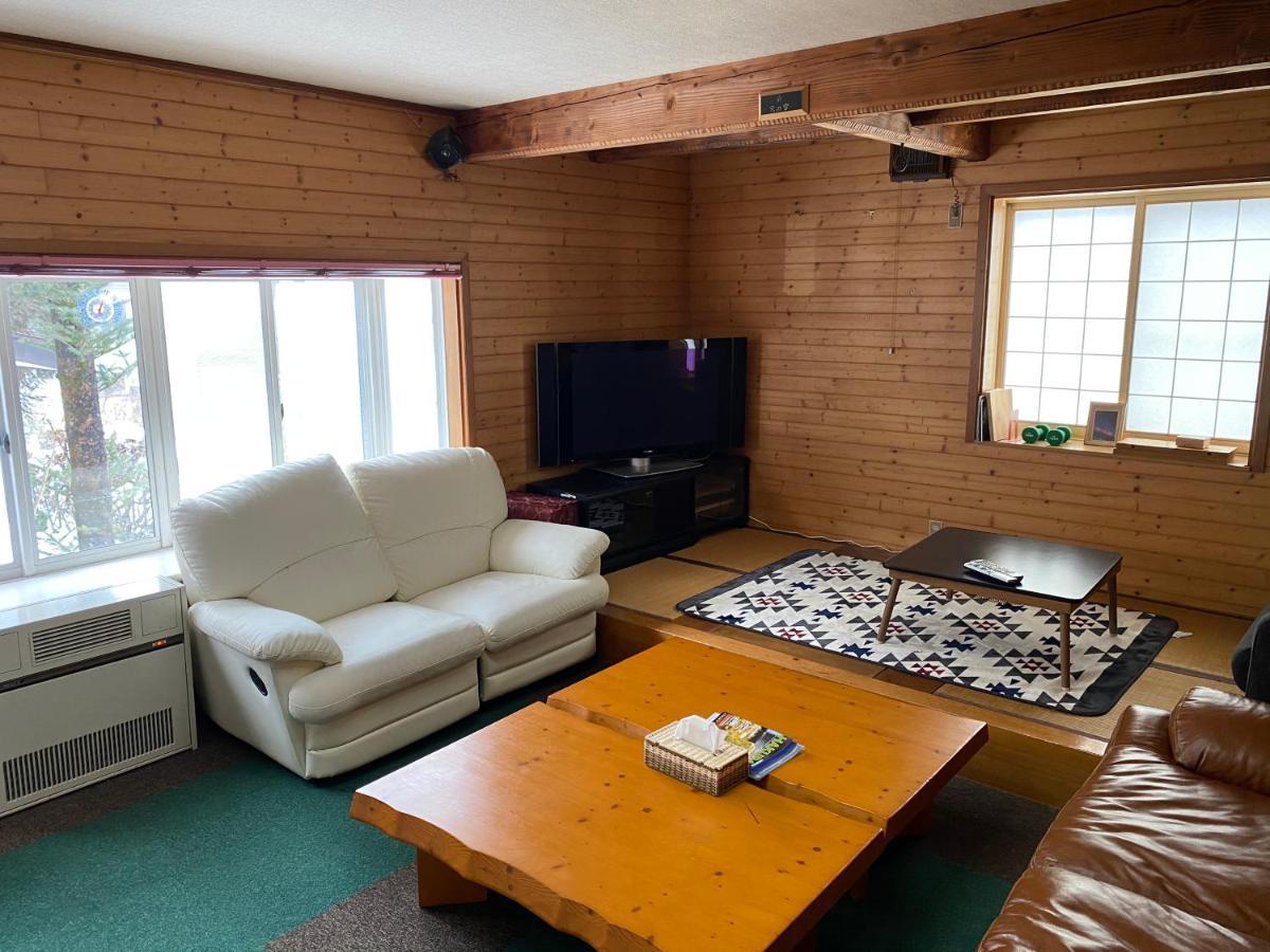 Guest House Wind Inn Hakuba Exterior foto